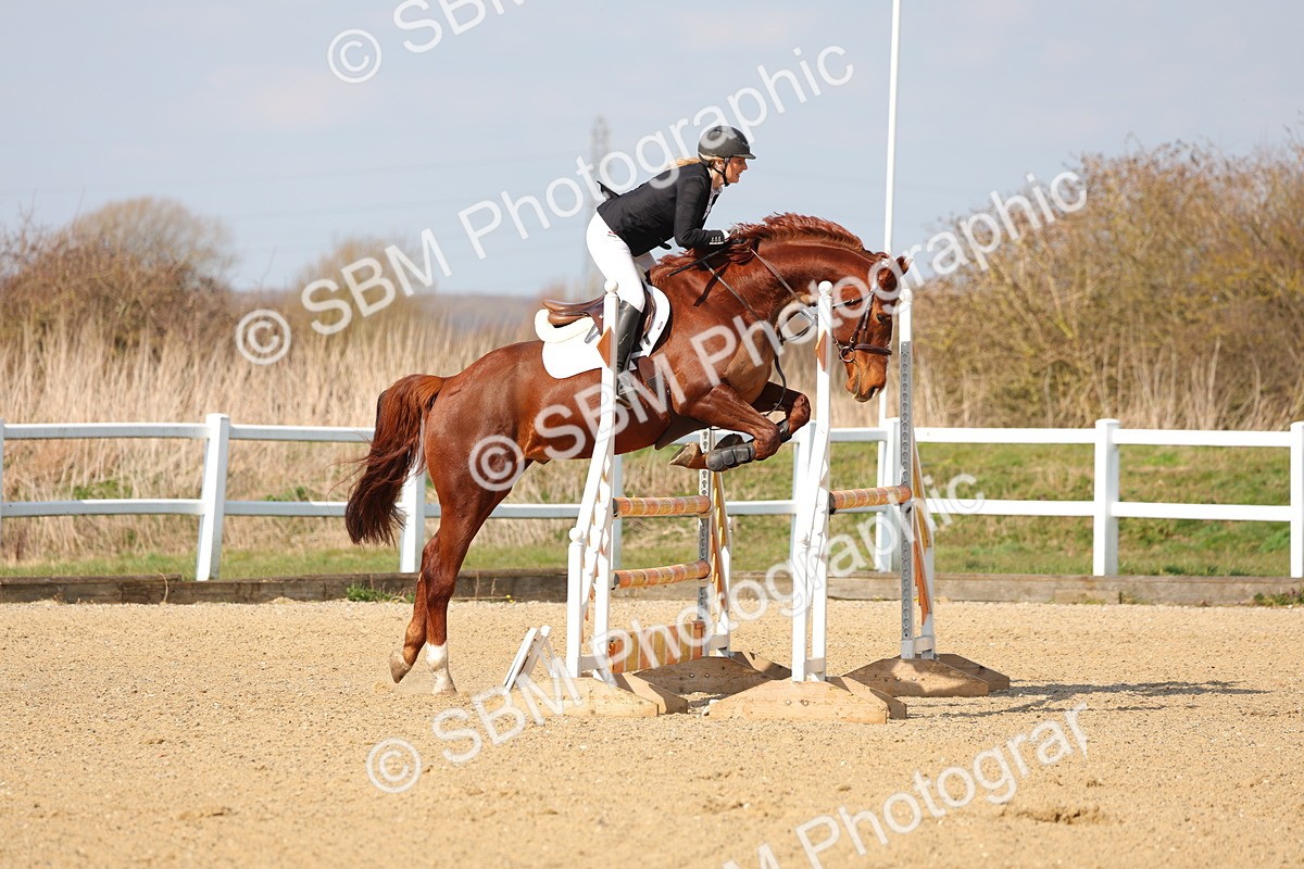 SBM_001465 - Class 4 - Senior Newcomers - 1.10m