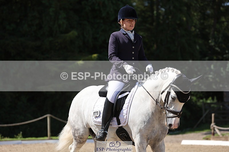 240719-111321-00912 - 215-Emma_Lomas-Hillgarth_Bombay_Saphire