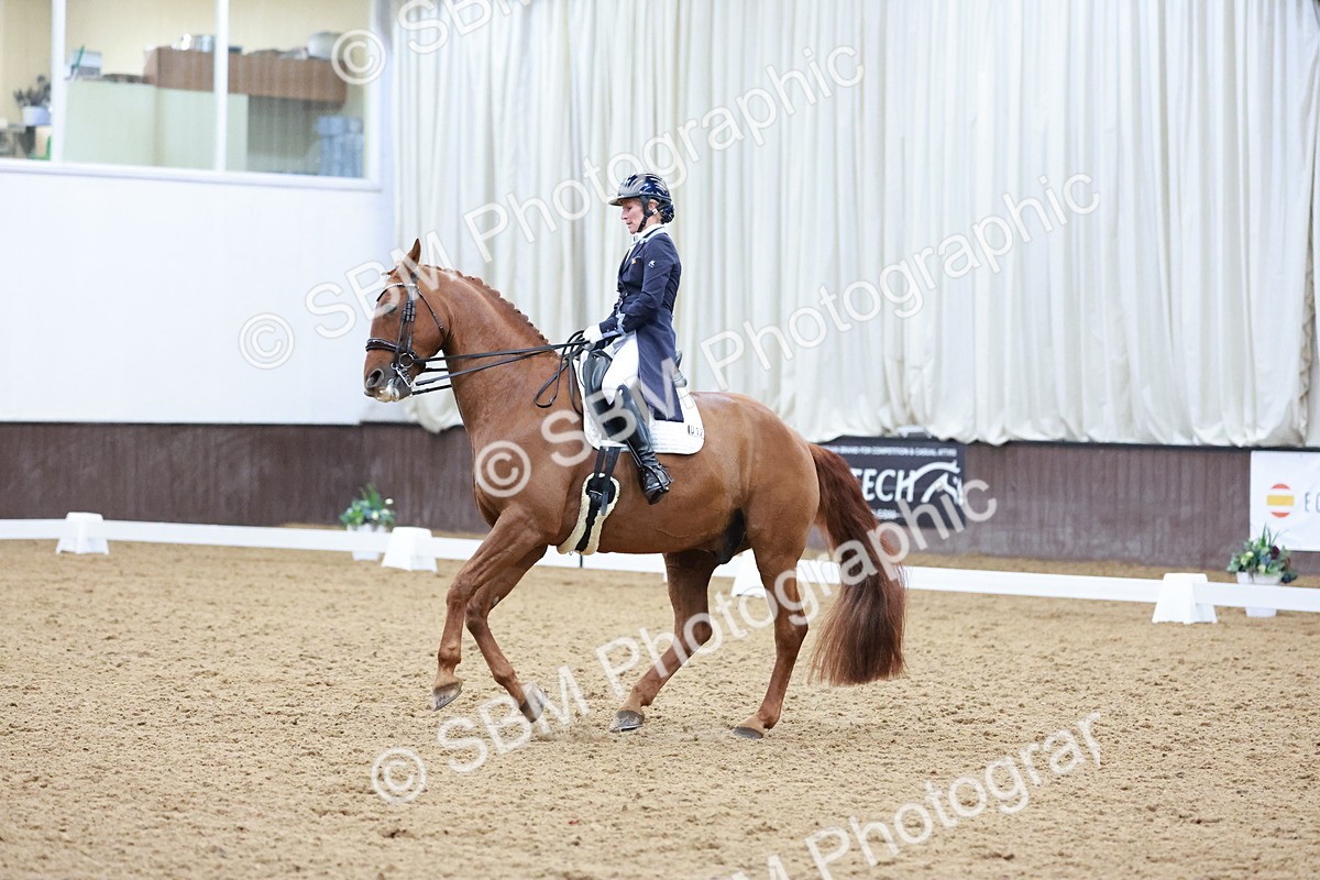 SBM_020883 - Class 13 - FEI INT I - 16.26-17.14