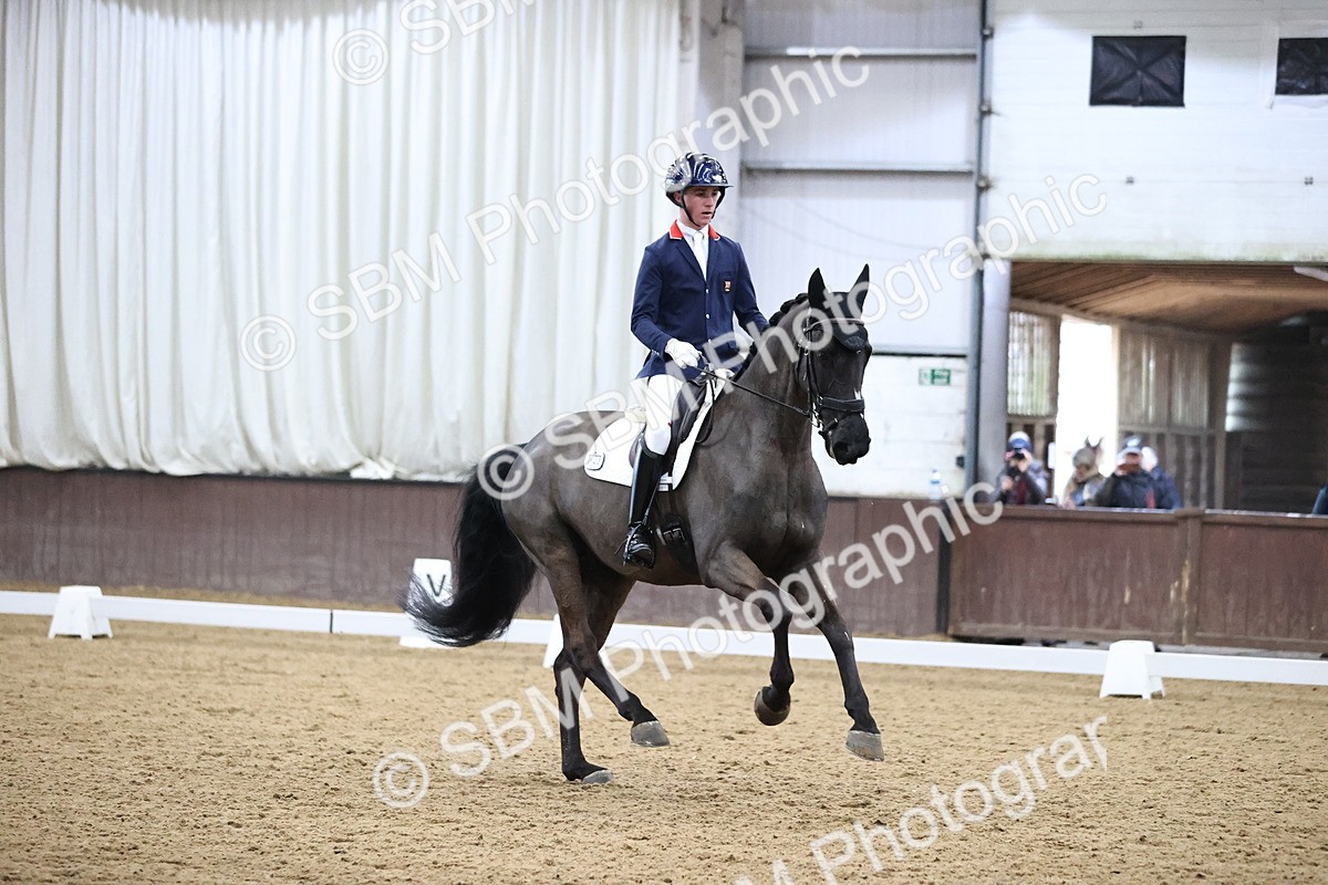 SBM_001425 - Class 21 -23 - FEI INT1-GP-Junior-Junior fsm