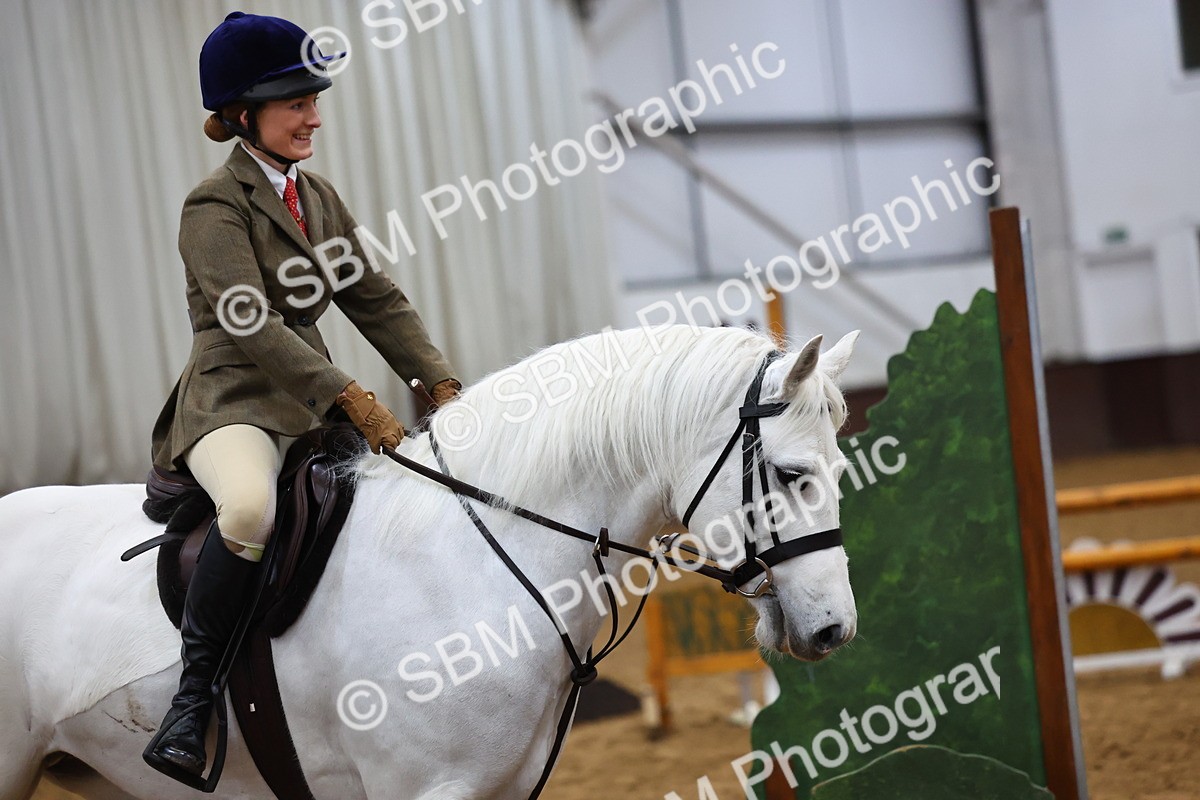 SBM_003523 - Class 37 - 80cm Training Stakes