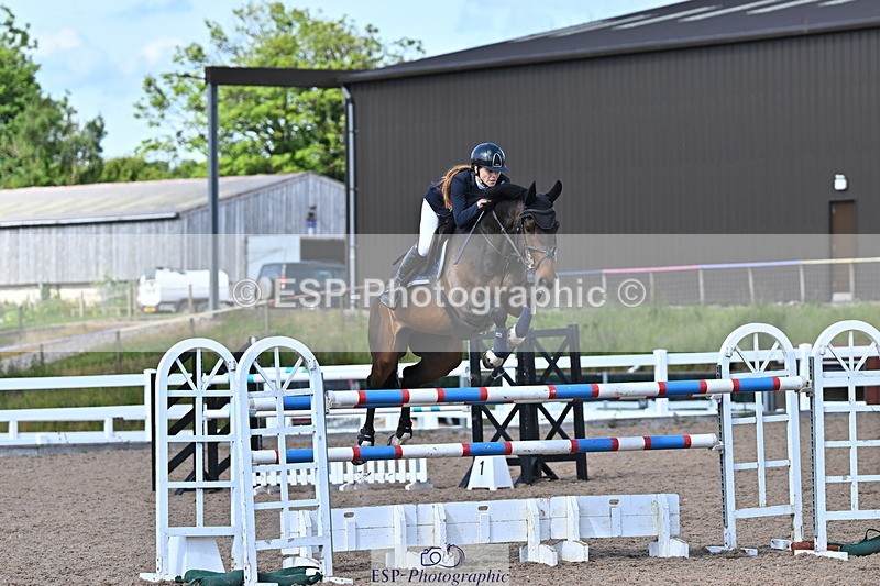 240619A-162604-01233 - Cls 6 National 1.30m and 1.40m