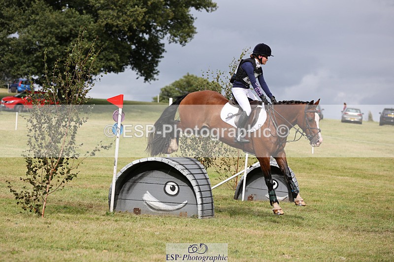 240825X-161725-36456 - 80cm XC 15.30 to 16.30