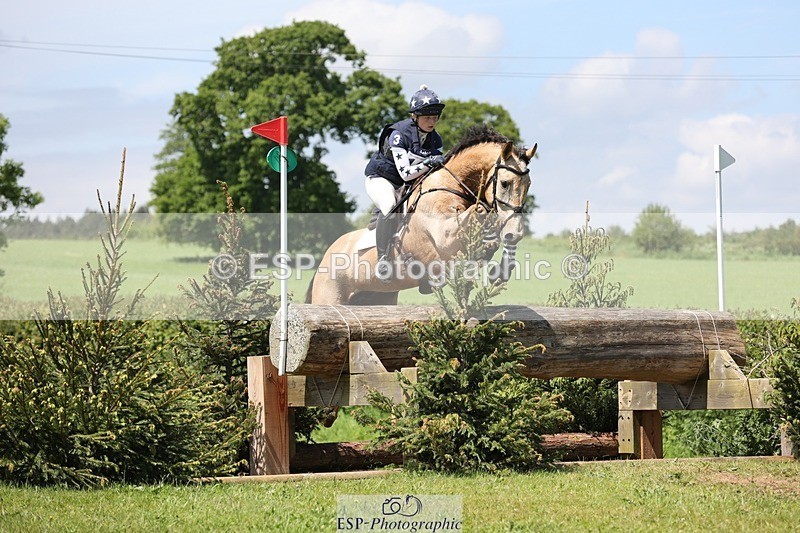 240525-130223-13409 - 109-MJM_BOBBY_DAZZLER-Rosie_Ringer