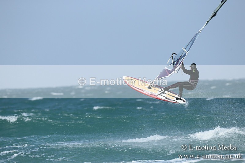 WS 020413-56 - Windsurfing