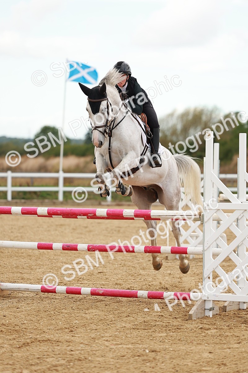 SBM_001465 - Class 4 - Senior Newcomers - 1.10m