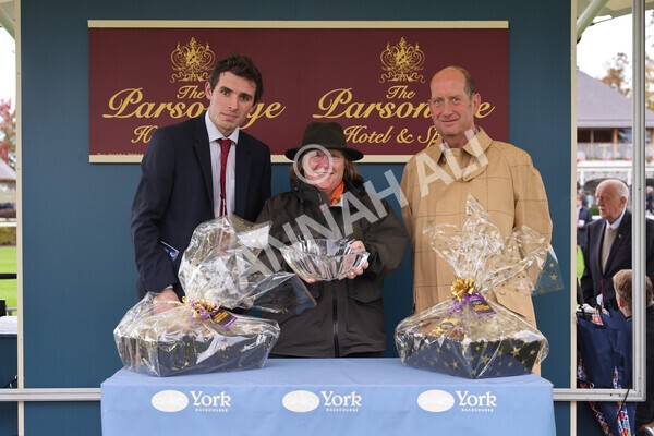 yr07102022r1-56 - Race 1 2.05pm Parsonage Hotel and Cloisters Spa Stakes