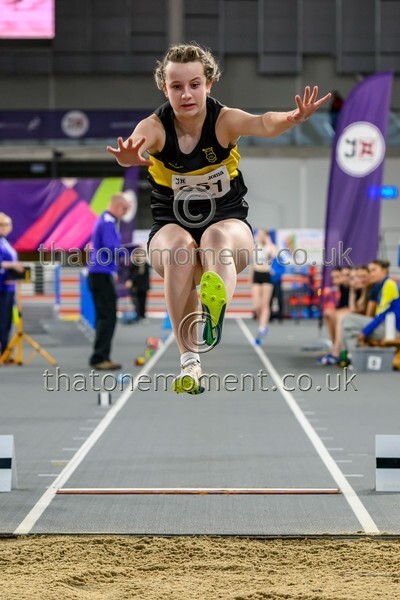 SenInd26-916436 - Field Female Set One