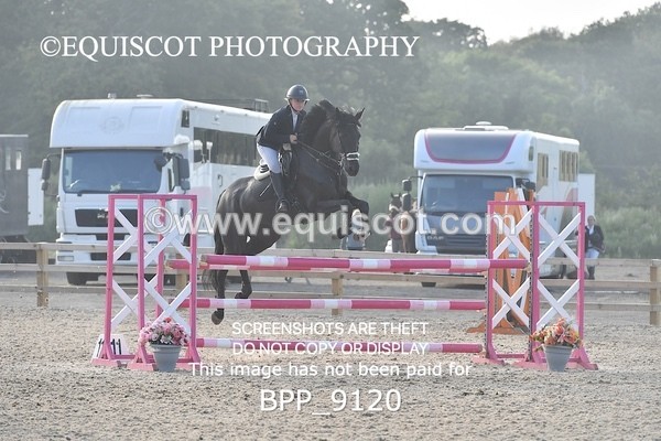 BPP_9120 - CLASS 5 -  Senior Newcomers/ 1.10m Open