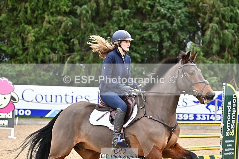 250201A-113418-00450 - Cls 02 Local Horse 100cm