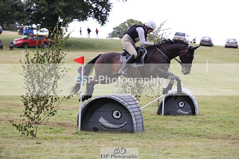 240825X-172301-37910 - 80cm XC 16.30 to 17.30