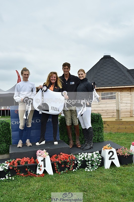 240831A-143032-03999 - 90 Presentations