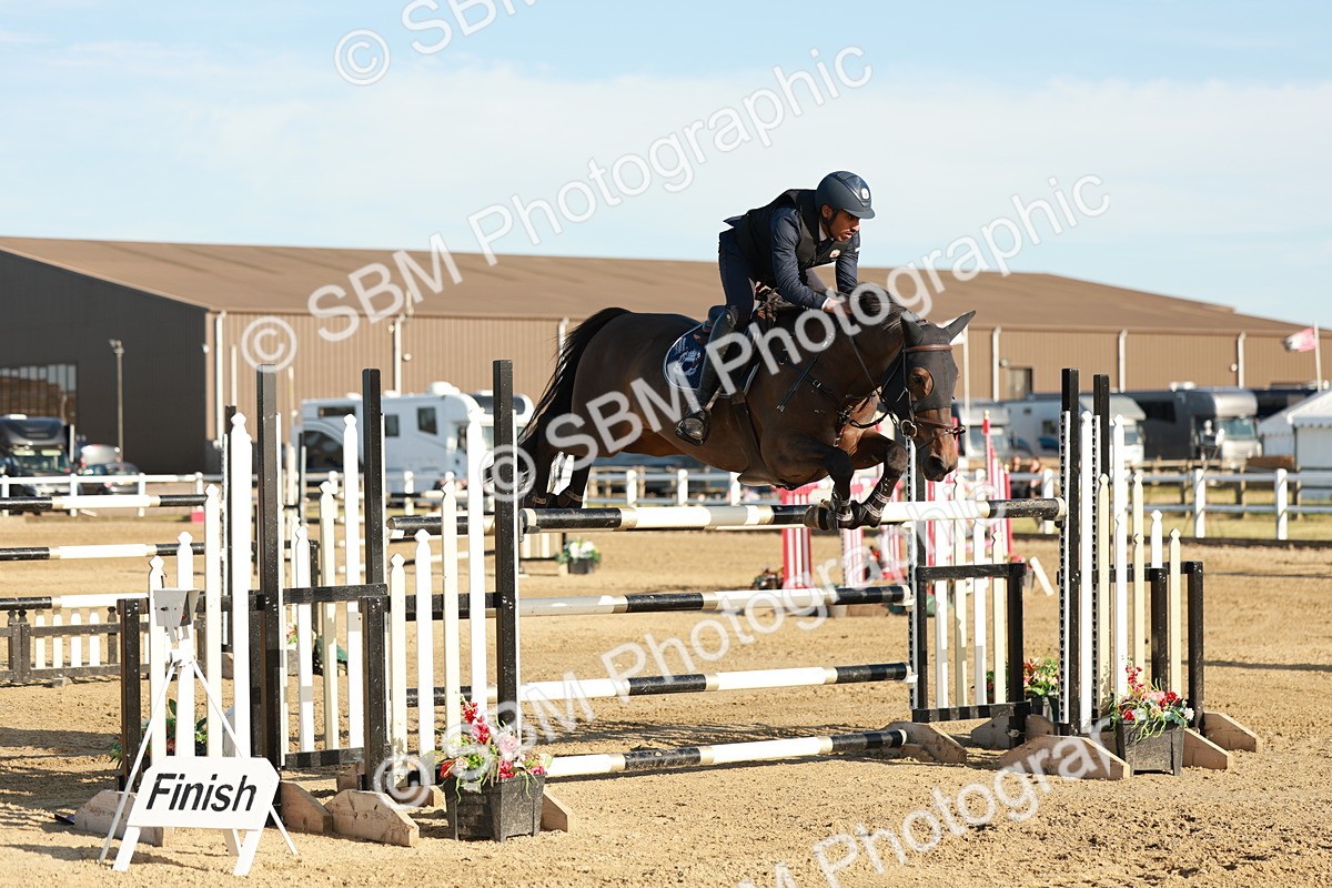SBM_008863 - Class 6 - National 1.30m 1.40m Open Handicap