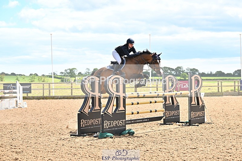 240608A-145249-02832 - Cls 5 Snr Foxhunter and 1.20m Open