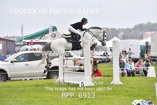 BPP_6913 - CLASS 3 RHS Fox Champ Qual (1.20m)