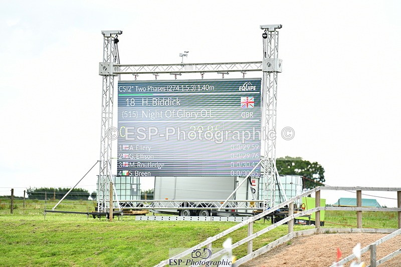 230720A-151852-03806 - Cls 9, 2 Star Big 1.40m Start to break