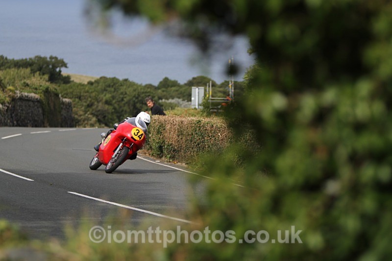 FOM_9644 - Bennetts 500cc Classic TT Race