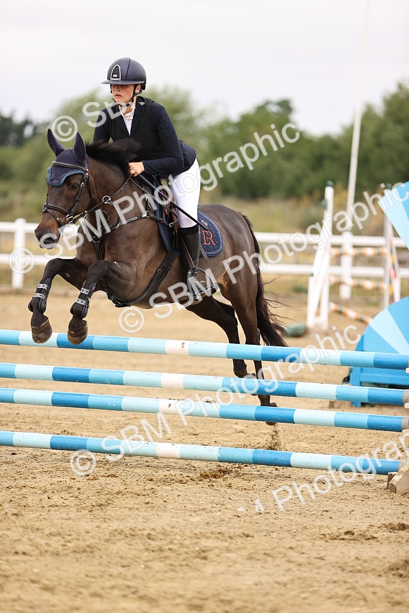 SBM_024403 - Class 8 - Clear Round