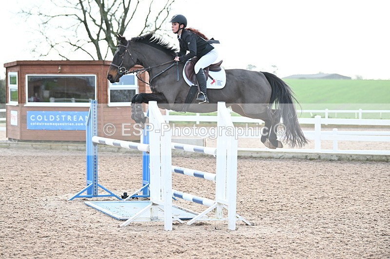 231208A-123522-00750 - Cls 5 Newcomers & 1.10m Open