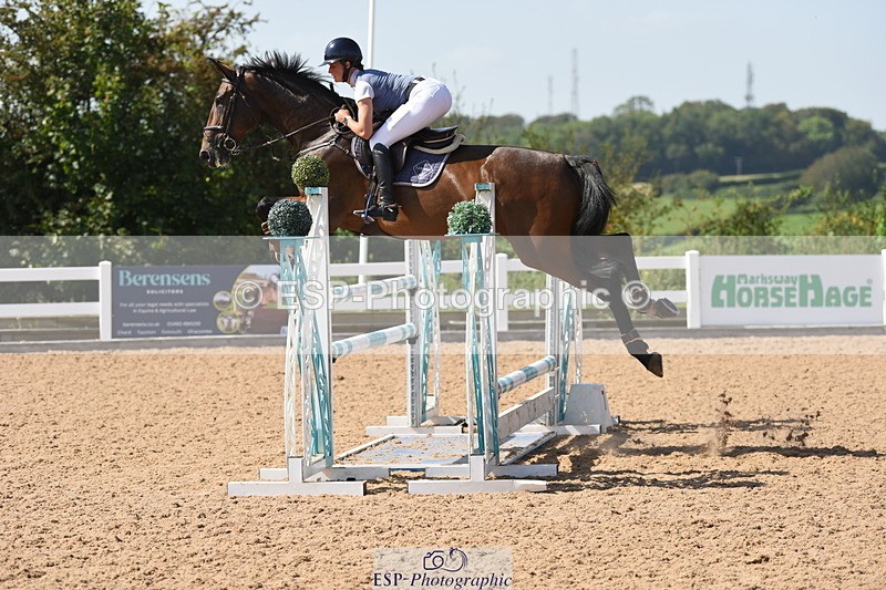 230906A-133742-00467 - Foxhunter & 1.20m Open