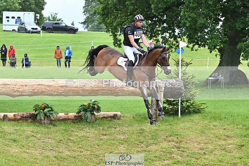 240526-115849-20796 - 408-HICKSTEAD_MUSTERD-Jesse_Campbell