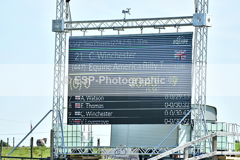 230720A-093514-01756 - Cls 1, 2 Star Small 1.30m