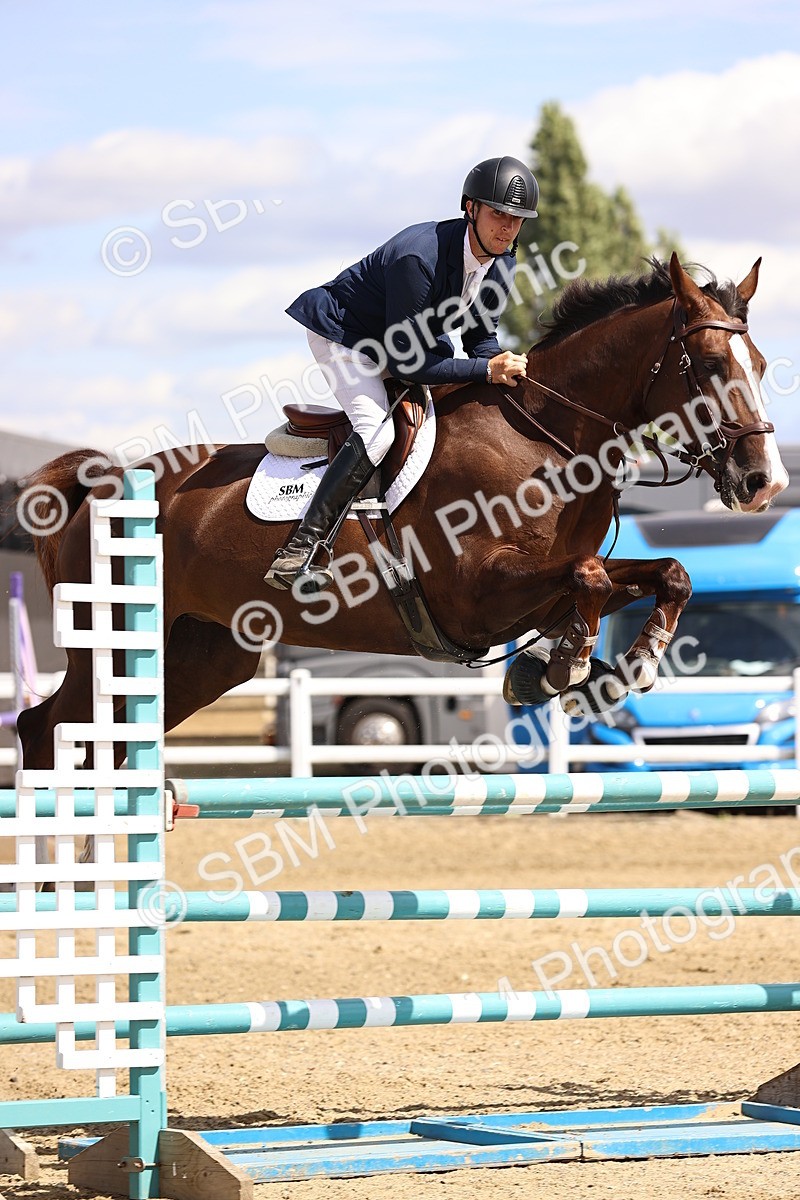 SBM_001329 - Class 6 - Senior Newcomers - 1.10m