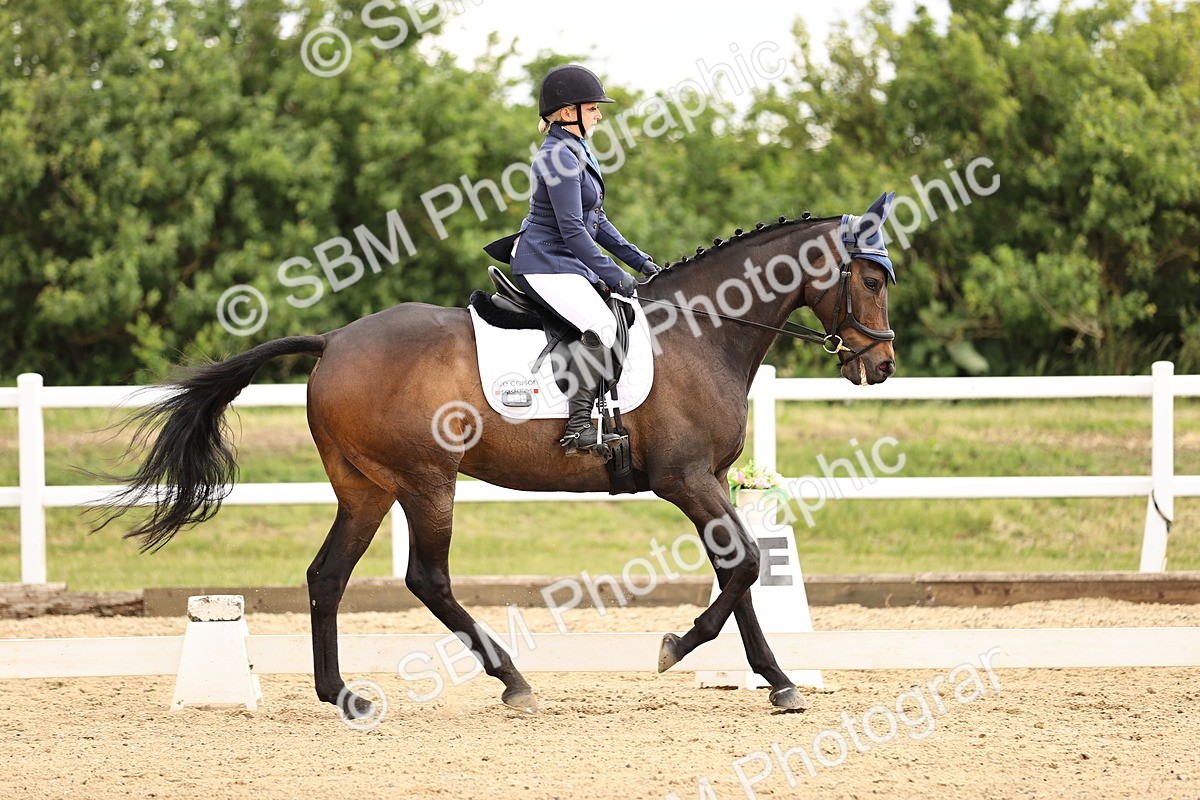 SBM_001931 - Class 2 - Novice 4 - 10.36-11.39