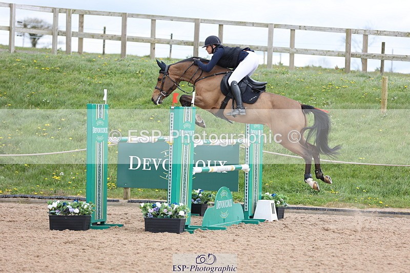 240419A-124958-07471 - Cls 6, 2 Star Medium Tour 1.35m