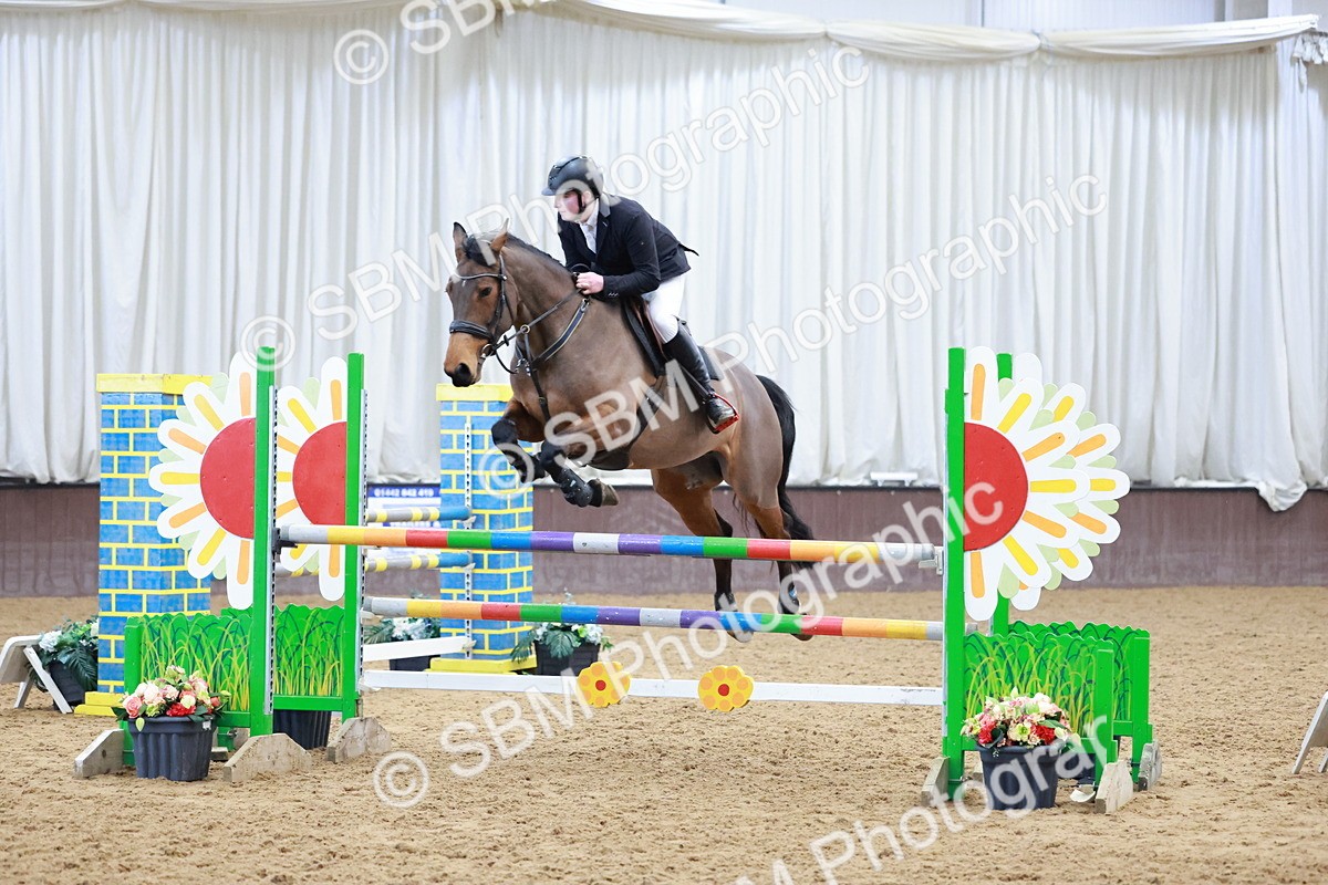 SBM_003827 - Class 11 - Senior Newcomers/ 1.10m Open