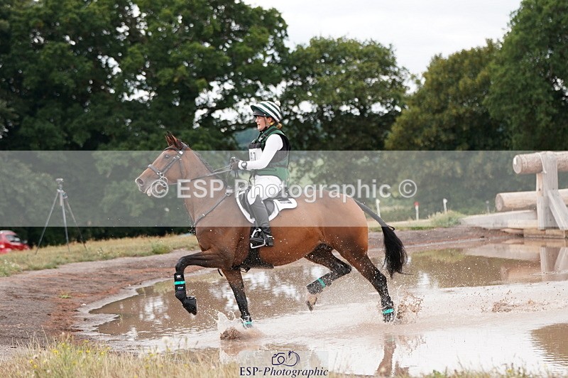 250802A-113712-02246 - B-067-Sophie.Parker-LANGALLER.LOVEDAY
