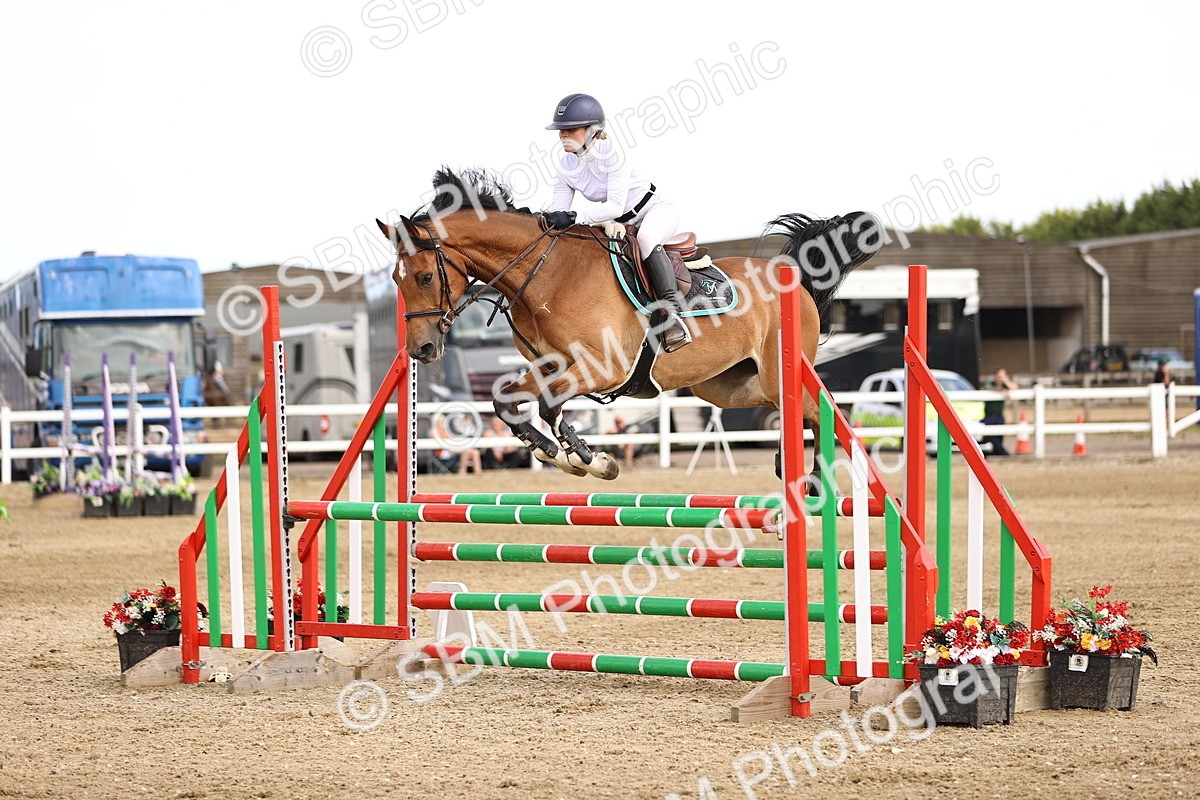SBM_002370 - Class 18 - Ariat Senior British Novice- 90cm Open