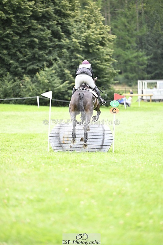 240803-105259-01742 - 110-Lizzie_Luxton-KILCARNA_BARNEY