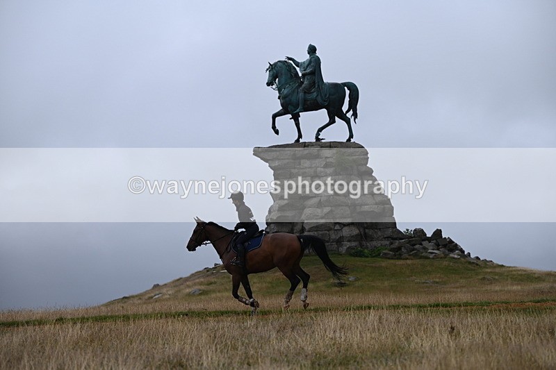 DSC_1726 - Time at Statue 12:13 to 12:32