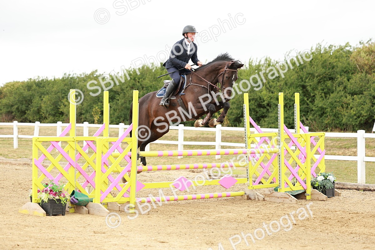 SBM_006877 - Class 2 - Senior Discovery - 1.00m Open