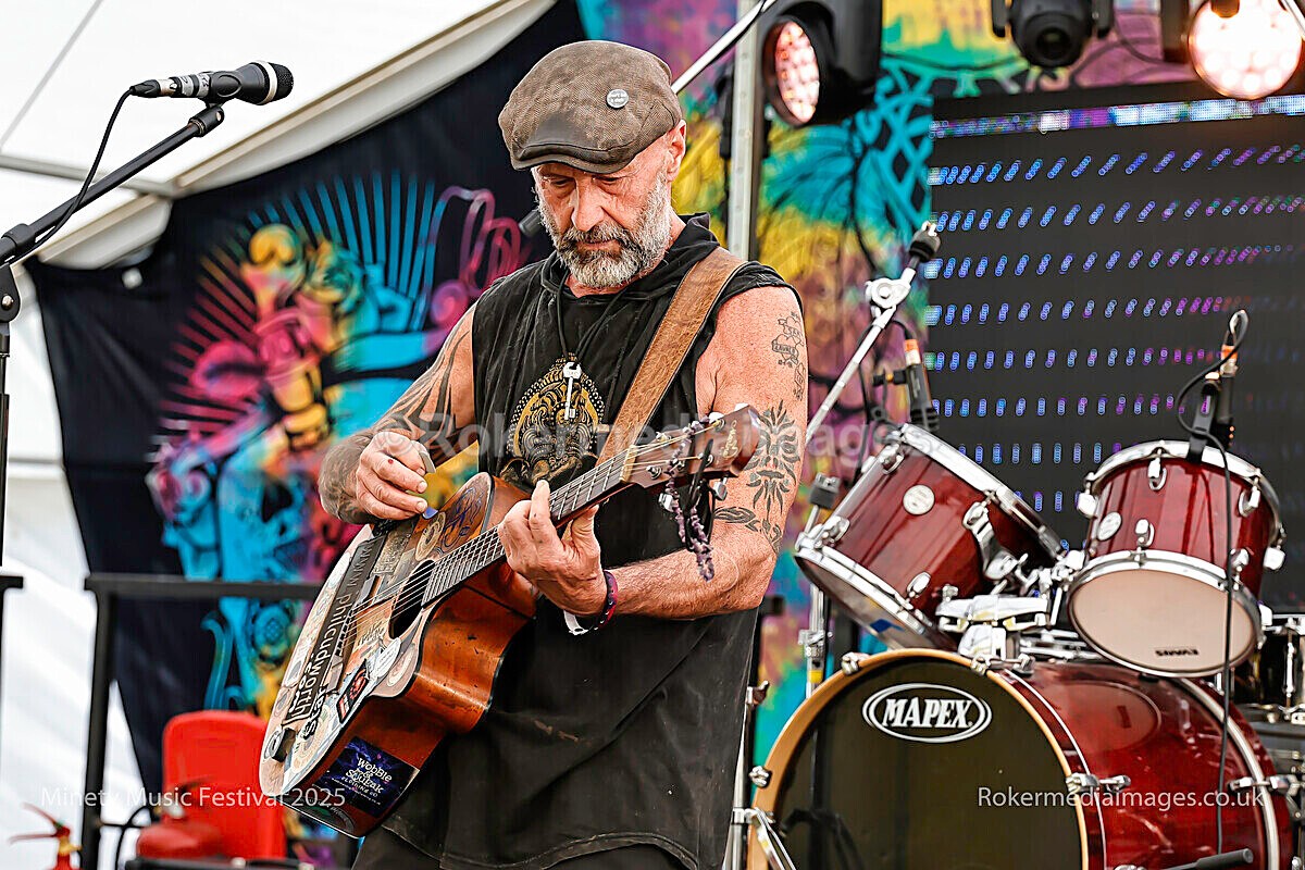 _MGL7269 - MINETY 2025