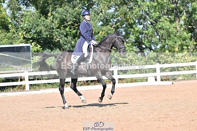 250816-101836-02409 - 046-Martyn.HumphreyIsabeau.May