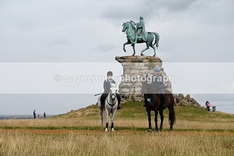 DSC_8125 - Time at Statue 13:52 to 14:33