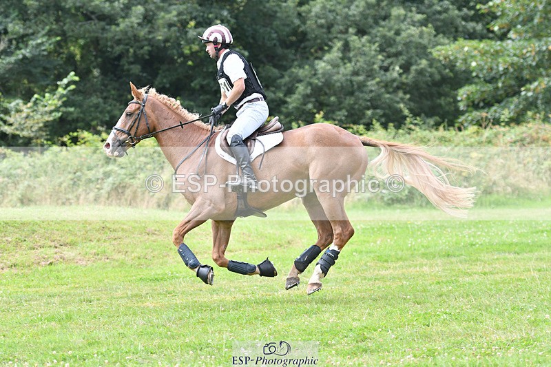 240804-114708-11860 - 351-Rupert_Batting-COOMBELAND_CEVIN