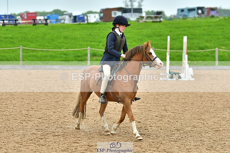 230513A-090452-00015 - Cls 11 Stepping Stones 128+138cm