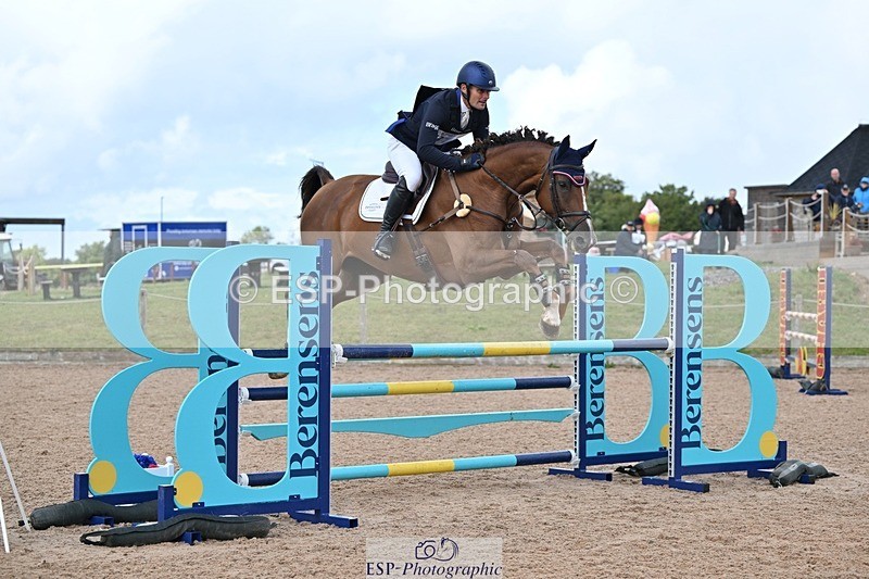 250831-154128-12257 - Q-812-Alexander.Bragg