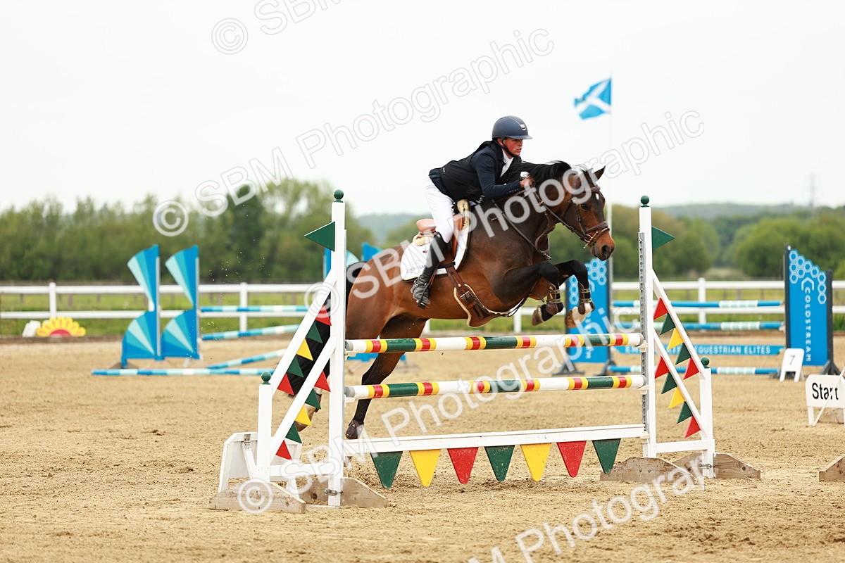 SBM_001086 - Class 4 - Senior Newcomers - 1.10m