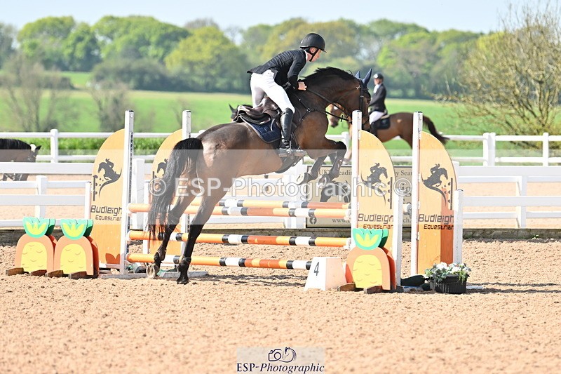 240509A-101054-00384 - Cls 1 British Novice and 90cm Open