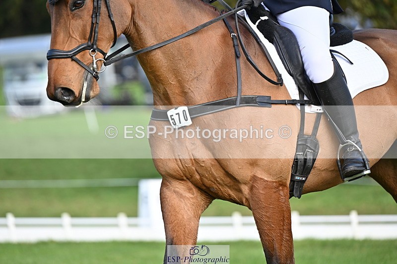 251024A-121240-09906 - G-570-Samantha.Garness