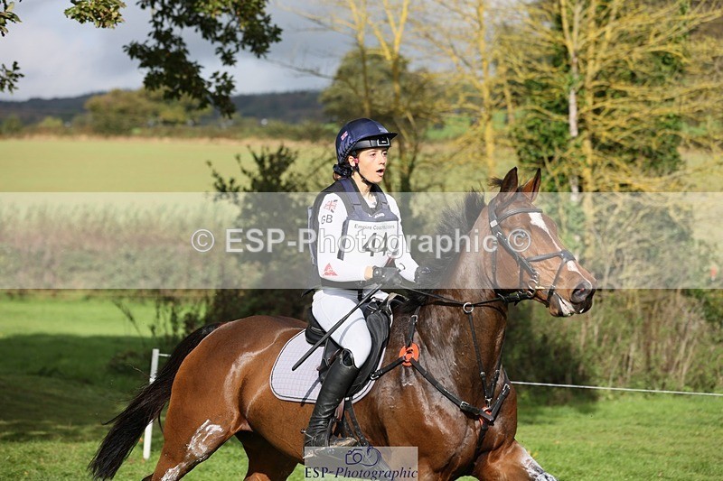 231020-121220-08722 - 044-COOLEY.ON.THE.CARDS-Charlotte.Cooke-XC