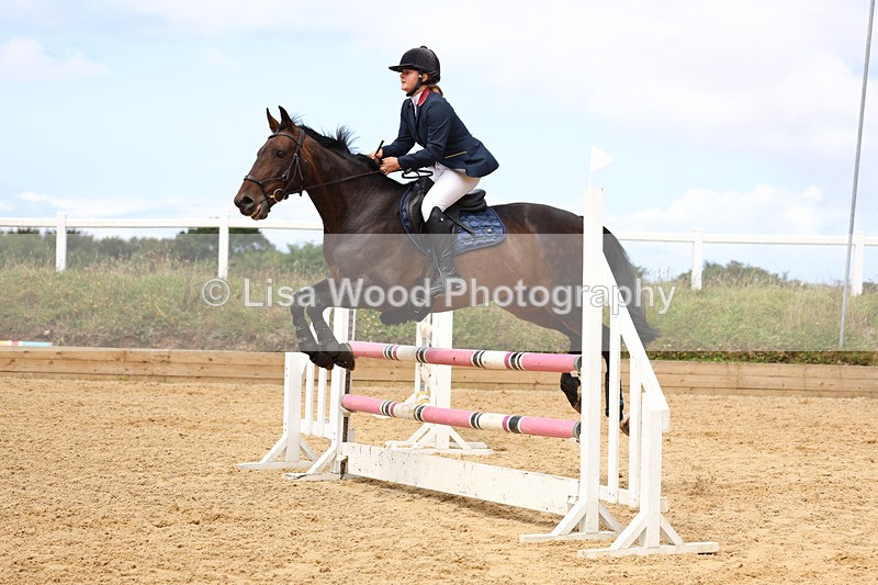 3E7A0159 - Class 9: Senior British Novice/90cm open