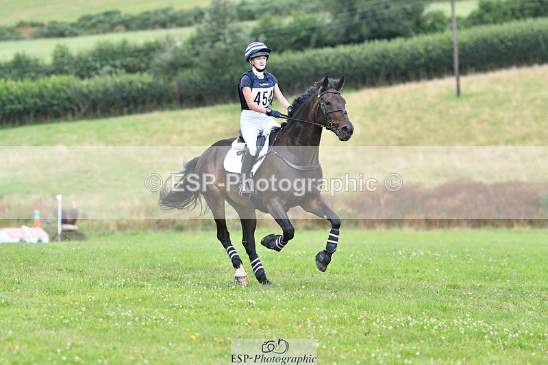 240804-124757-13561 - 454-Bella_Stevens-TOTALLY_WORTH_IT