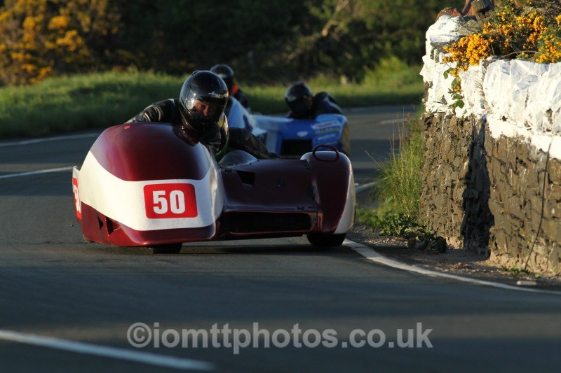 Nigel Smith & Chris McGahan - Monday Practice - Sidecars