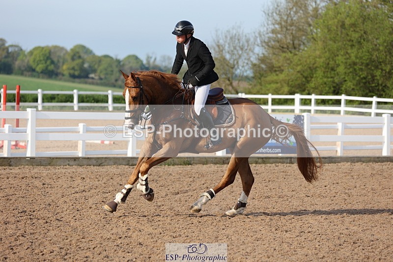 240510A-080809-04094 - Cls 13 British Novice and 90cm Open