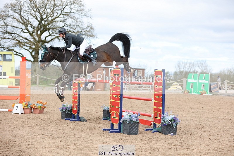 240419A-121234-07088 - Cls 6, 2 Star Medium Tour 1.35m